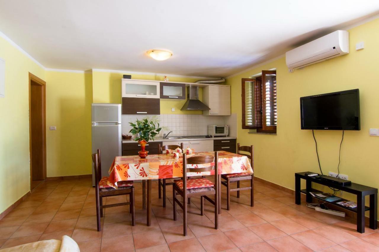 Apartments Villa Forida Mali Lošinj Extérieur photo